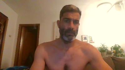 hotreds webcam model stream image