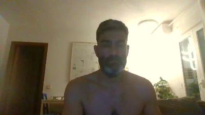 hotreds webcam model stream image