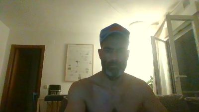hotreds webcam model stream image