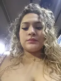 Sara_smiiith211 webcam model stream image