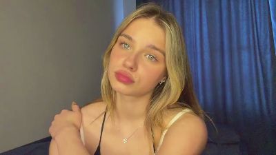 LindseyWatah webcam model stream image