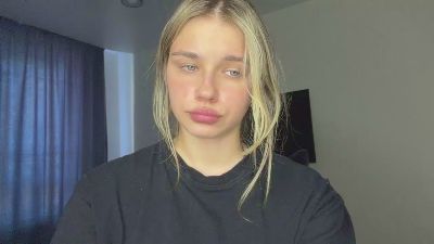 LindseyWatah webcam model stream image