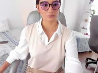 eliissa webcam model stream image