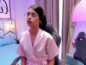 isa_little4u webcam chaturbate model stream image