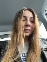 Sunny___Bunny webcam stripchat model stream image