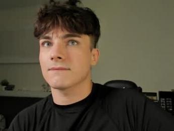 mystic_evan webcam model stream image