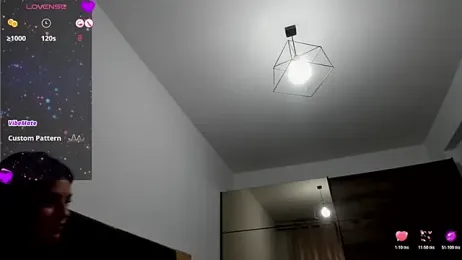 juicekatee webcam stripchat model stream image