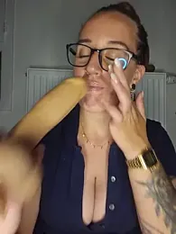 Lindsay_00off webcam model stream image