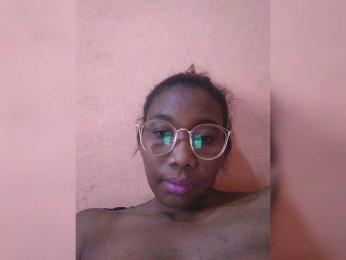 chachachocolate webcam model stream image