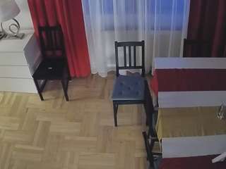 voyeurcam-julmodels-dining-2 webcam camsoda model stream image