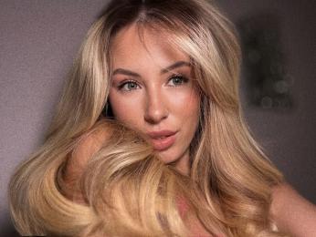 LeylaBlanc webcam model stream image