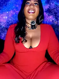 AmazonianMistress webcam model stream image