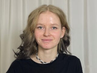 Floria Horita webcam flirt4free model stream image