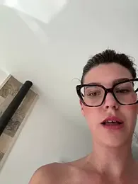 nicole_98 webcam model stream image