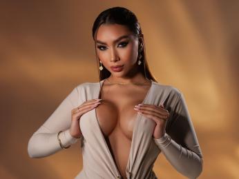 Isabela webcam model stream image