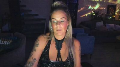 MrsAurora webcam model stream image