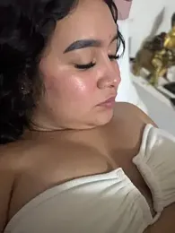Pretty_Isadora webcam stripchat model stream image