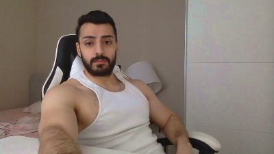 cemilyoztt webcam model stream image