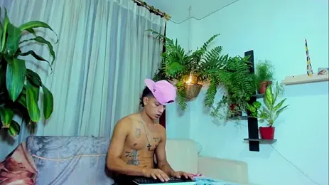 Boy_Leon_X webcam model stream image
