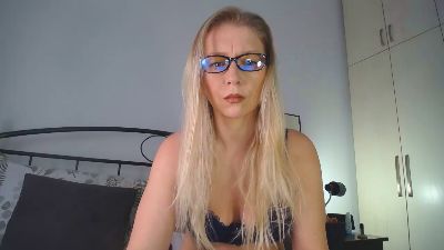 Michelina87 webcam cam4 model stream image