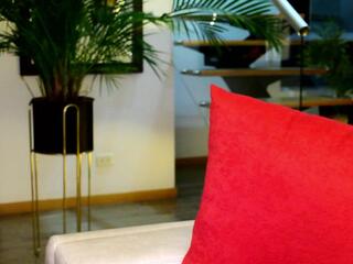 Lukhas webcam model stream image