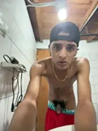 Maximo_Juli webcam stripchat model stream image