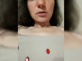 Millie webcam model stream image