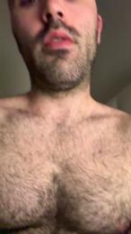WhiteAndHairy webcam model stream image