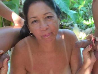 BiOutdoorSex webcam bongacams model stream image