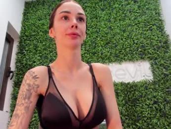 hotfallingdevil webcam model stream image