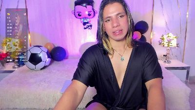 TylerBloom webcam model stream image