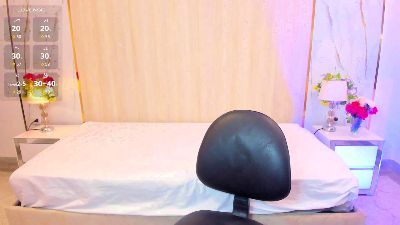 TylerBloom webcam cam4 model stream image