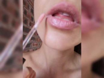 Malisha8 webcam bongacams model stream image