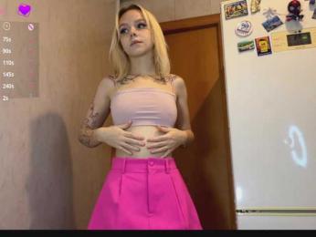 Vikamoon webcam model stream image