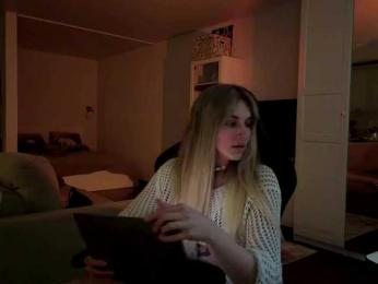 MissyKissy webcam model stream image