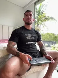 DimitriSullivan_ webcam model stream image