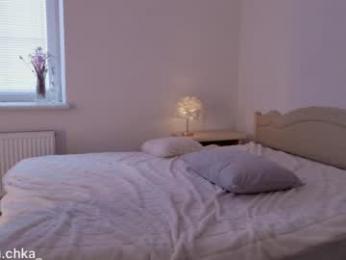 pusichka_ webcam model stream image