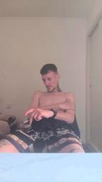TuuNeenee30 webcam cam4 model stream image