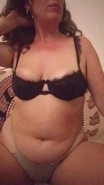 Lunasub webcam model stream image
