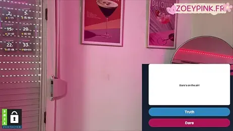 zoeypink webcam model stream image