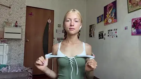 AliceGilbert_ webcam stripchat model stream image