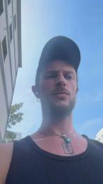 RadBtm webcam cam4 model stream image