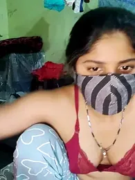 Cuple_masti72 webcam model stream image