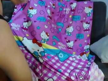 lulu_petite_ webcam model stream image