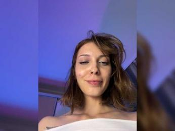 Maribett webcam model stream image