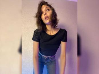 Maribett webcam model stream image