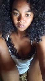 Isah2026 webcam cam4 model stream image
