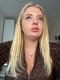 OdriOlsens webcam stripchat model stream image