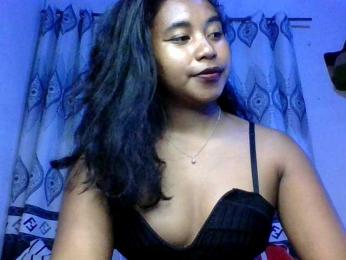 Pauliemarie webcam model stream image