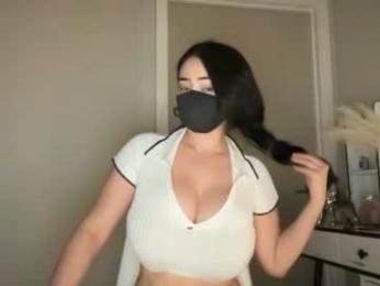 _natycutei19 webcam model stream image